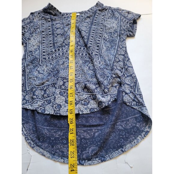 Lucky Brand V Neck Blue Aztec Short Sleeve Top Size M Western Bohemian Casual - Picture 9 of 9